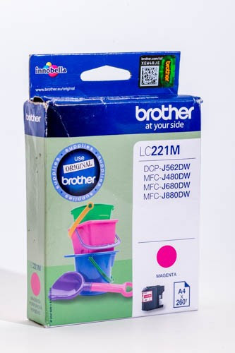 BROTHER LC221 MAGENTA EREDETI TINTAPATRON (LC221M)