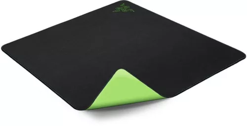 RAZER GIGANTUS EGÉRPAD (RZ02-01830200-R3M1)
