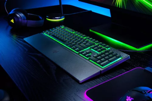 RAZER ORNATA V3 X VEZETÉKES GAMER BILLENTYŰZET, RGB, US LAYOUT (RZ03-04470100-R3M1)