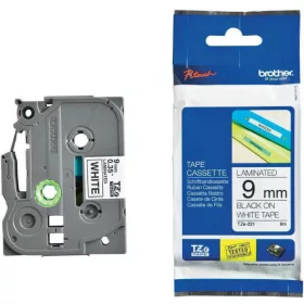   BROTHER TZe-221 FEHÉR ALAPON FEKETE LAMINÁLT 9MM/8M EREDETI SZALAG (TZE221)