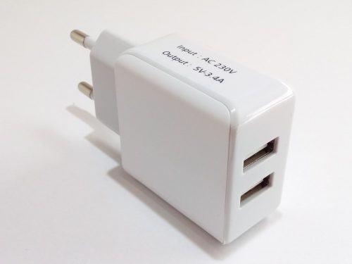 USB HÁLÓZATI TÖLTŐ 3.4A