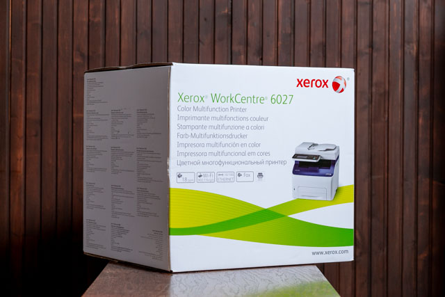 A Xerox 6027 színes multifunkciós lézernyomtató doboza